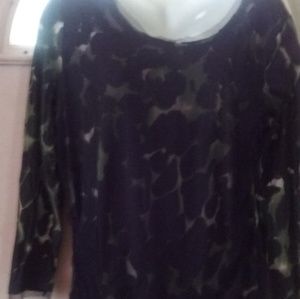 Vera Wang long sleeve shirt